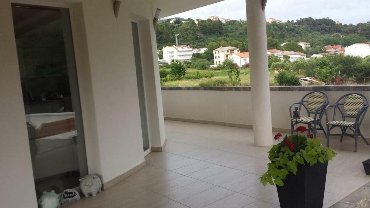 Nina Villa Rab Town Exterior foto